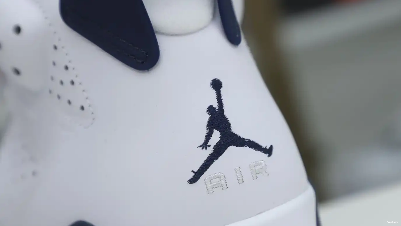 JORDAN NAVY MIDNIGHT 6 AIR 0518